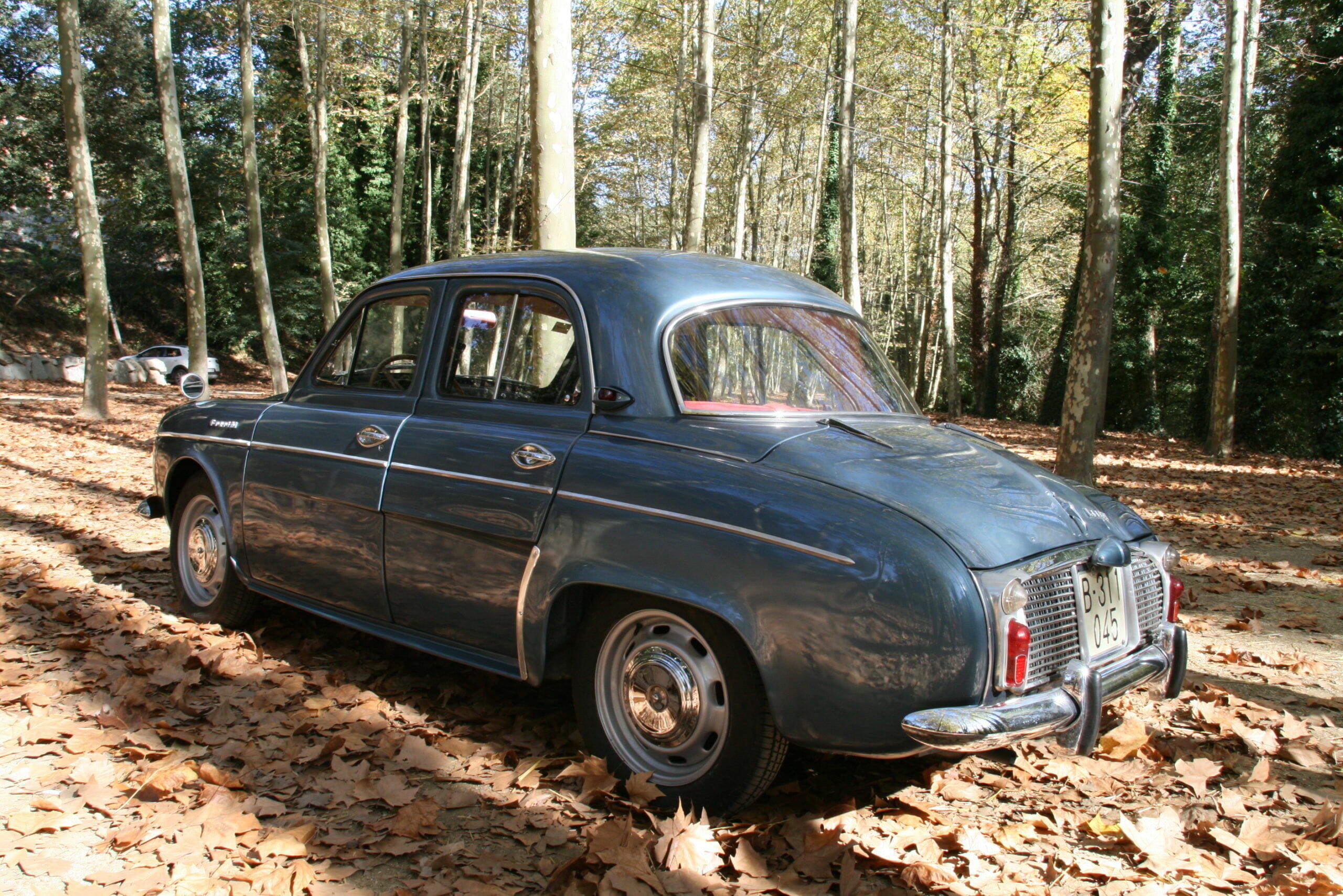 Renault Dauphine Gordini - JG Classics : The thrill of time travel% JG  Classics : The thrill of time travel JG Classics : The thrill of time  travel%.