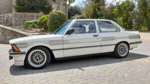 BMW 323i E21